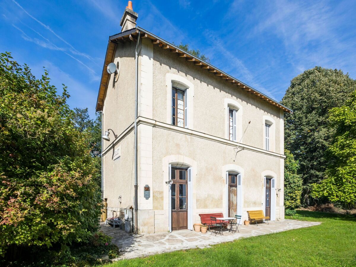 Cottage Bahnhofshaus in Liglet mit Privatpool - Outdoor photo 4