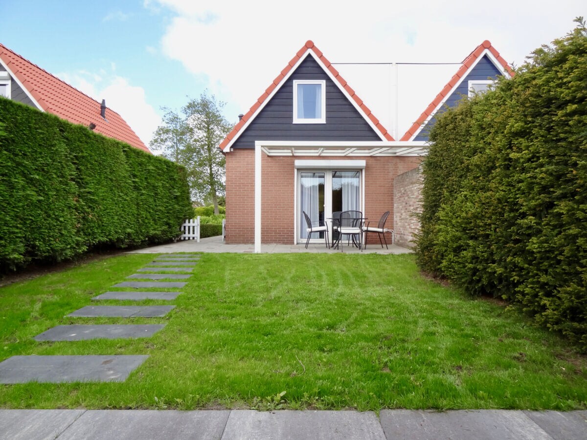 Holiday house Hoge Weide 40