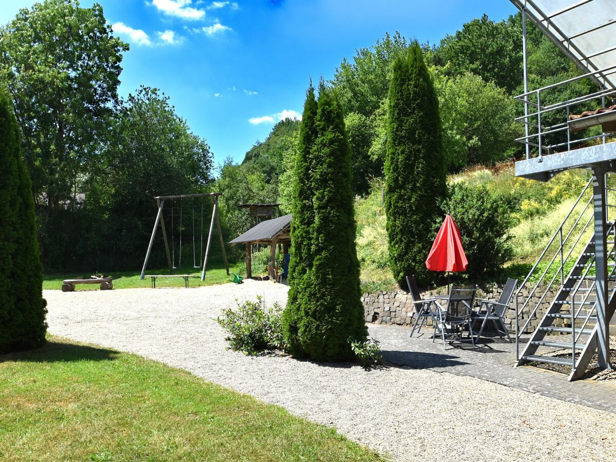 Holiday house Geräumiges Ferienhaus im Kellerwal mit Terrasse - Outdoor photo 2