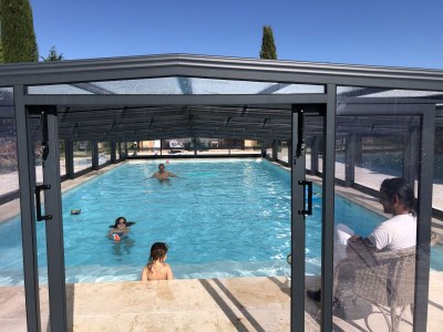 Holiday house with heated pool - Outdoor photo 2