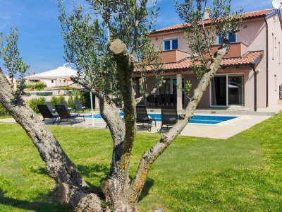 Villa Enjoy - Outdoor photo 2