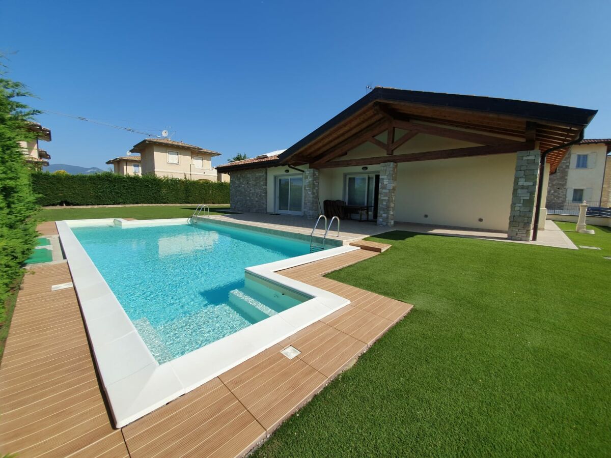 Holiday house Villa Manerba