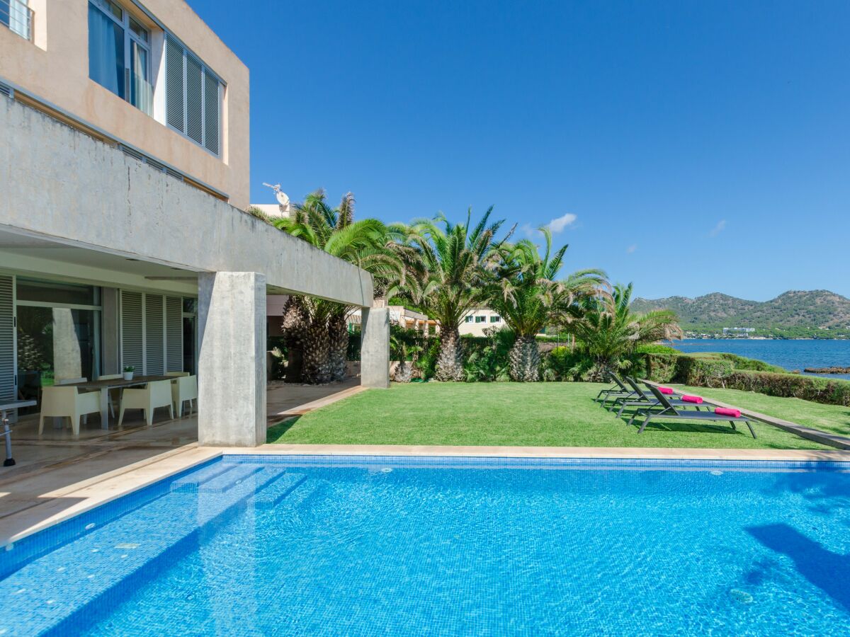 Villa Port Nou