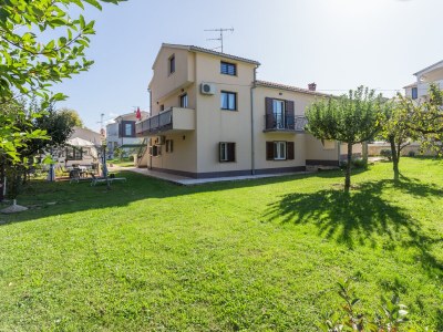 Holiday apartment Silvia with seaview - Outdoor photo 2