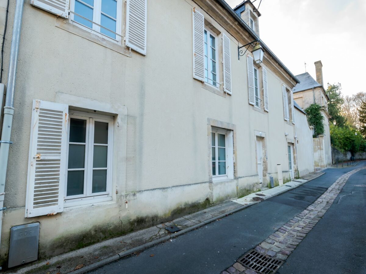 Apartment Quiet apartment in Bayeux 9km from beach - Outdoor photo 2