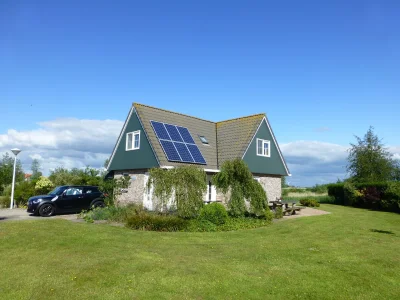 Holiday house Beach Villa Ijsselmeerblik in Makkum - Holiday house