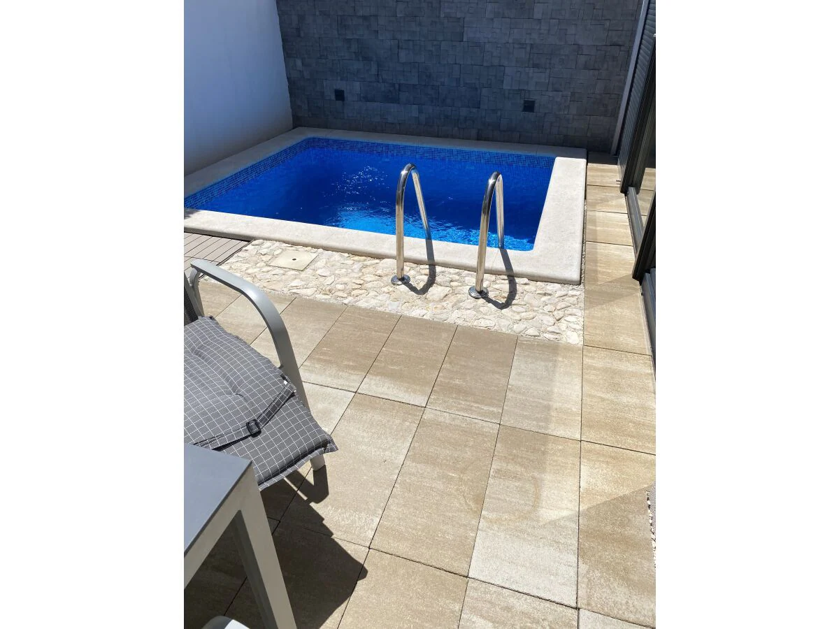 Holiday apartment Ljuba