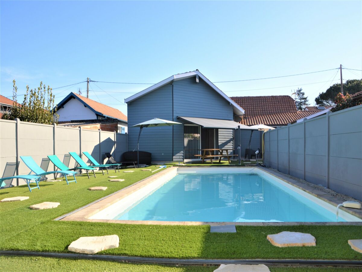 Holiday house Poolside Escape von Arcachon