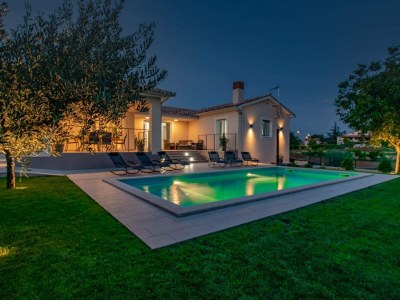 Holiday house Villa Olive Garden in Orbanici - Holiday house