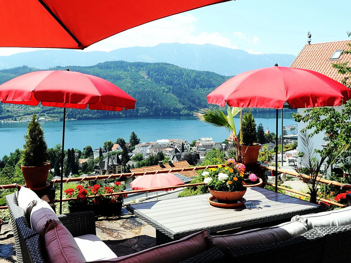 Holiday apartment Villa Seeblick Souterrain