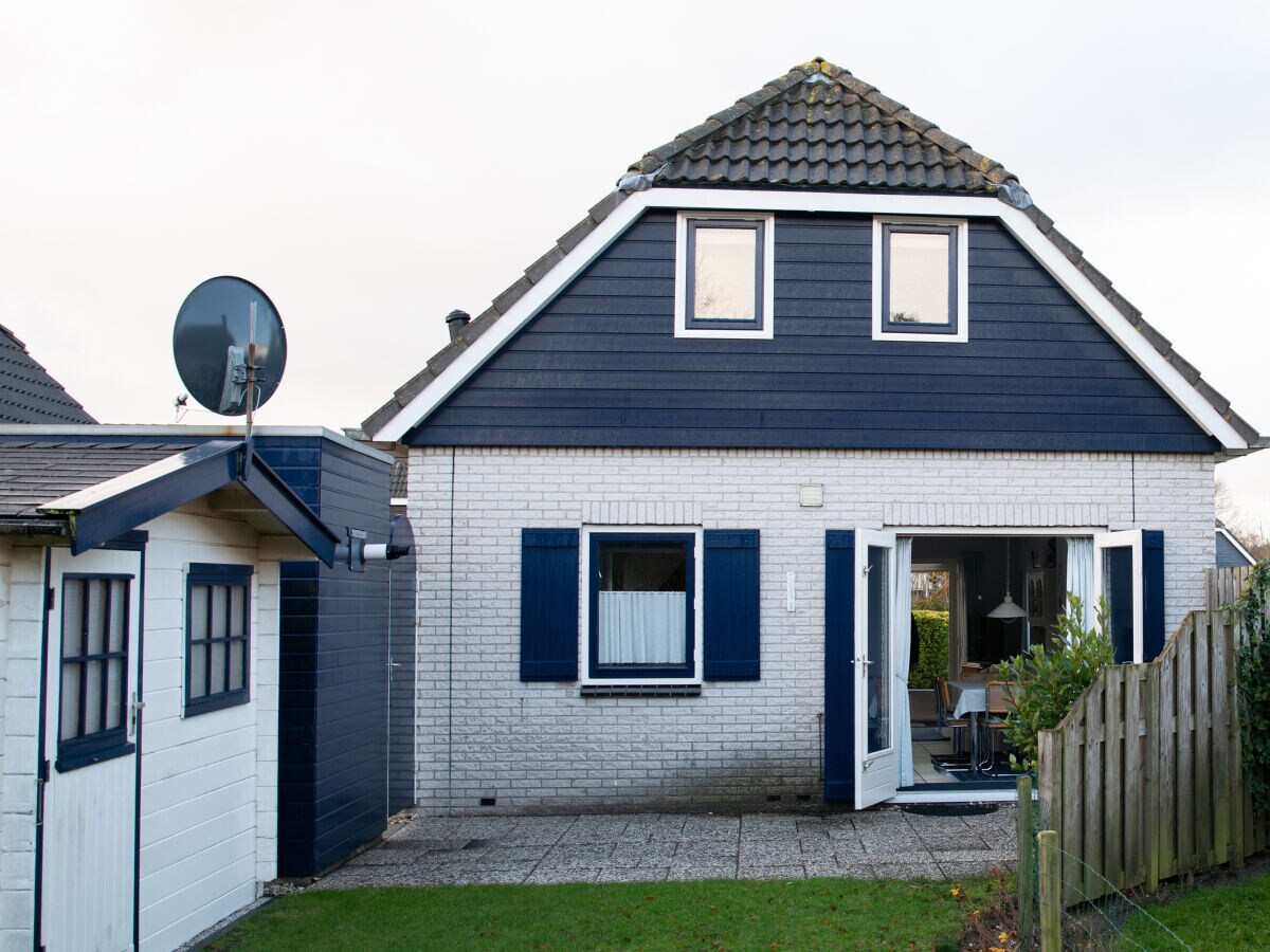 Holiday house Huijsmansverhuur Type A de Luxe Zuiderdiep 29 - Outdoor photo 2