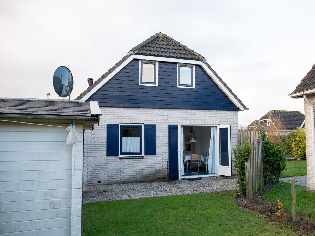 Holiday house Huijsmansverhuur Type A de Luxe Zuiderdiep 29 - Outdoor photo 3