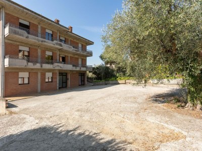 Apartment Apartment in Tuoro sul Trasimeno with pool - Outdoor photo 7