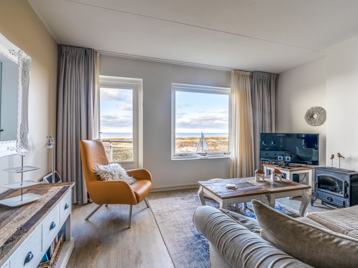 Apartment Princess Juliana 116 with sea view