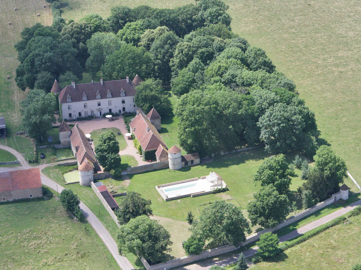 Holiday house Château de Promenois