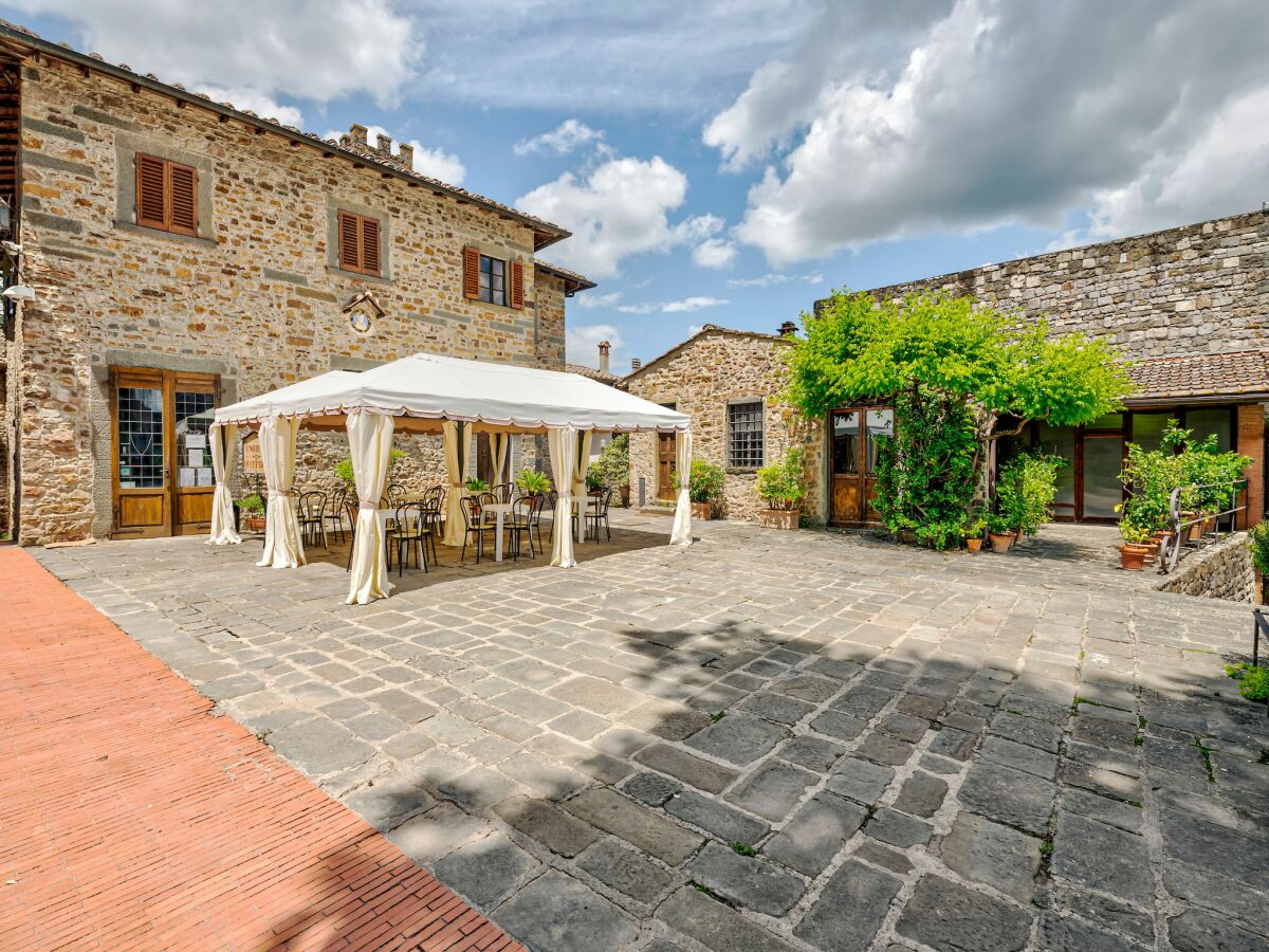 Apartment A Vineyard Apartment Retreat - Outdoor photo 2