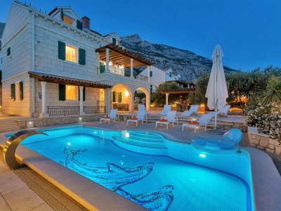 Villa Villa Petra with pool - Outdoor photo 2