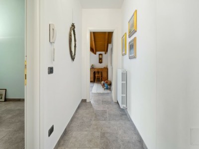 Apartment Belvilla by OYO Secluded Apartment with Balcony - Features photo 29