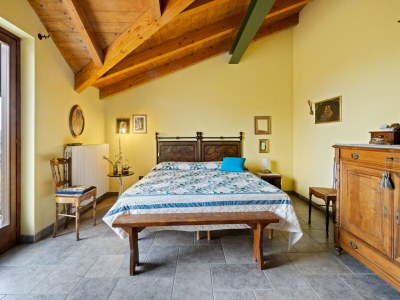 Apartment Belvilla by OYO Secluded Apartment with Balcony - Features photo 32
