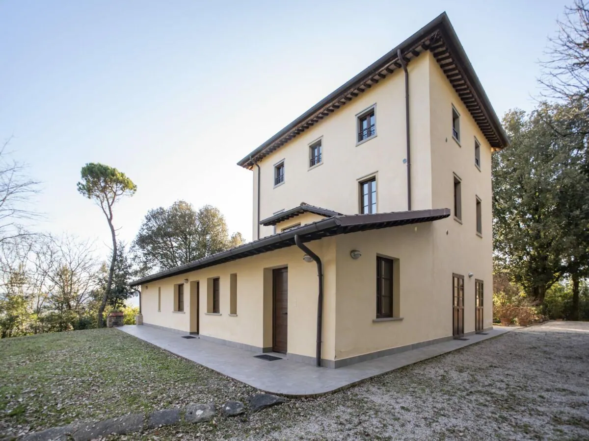 Cottage Villa in Citerna mit Pool und Terrasse