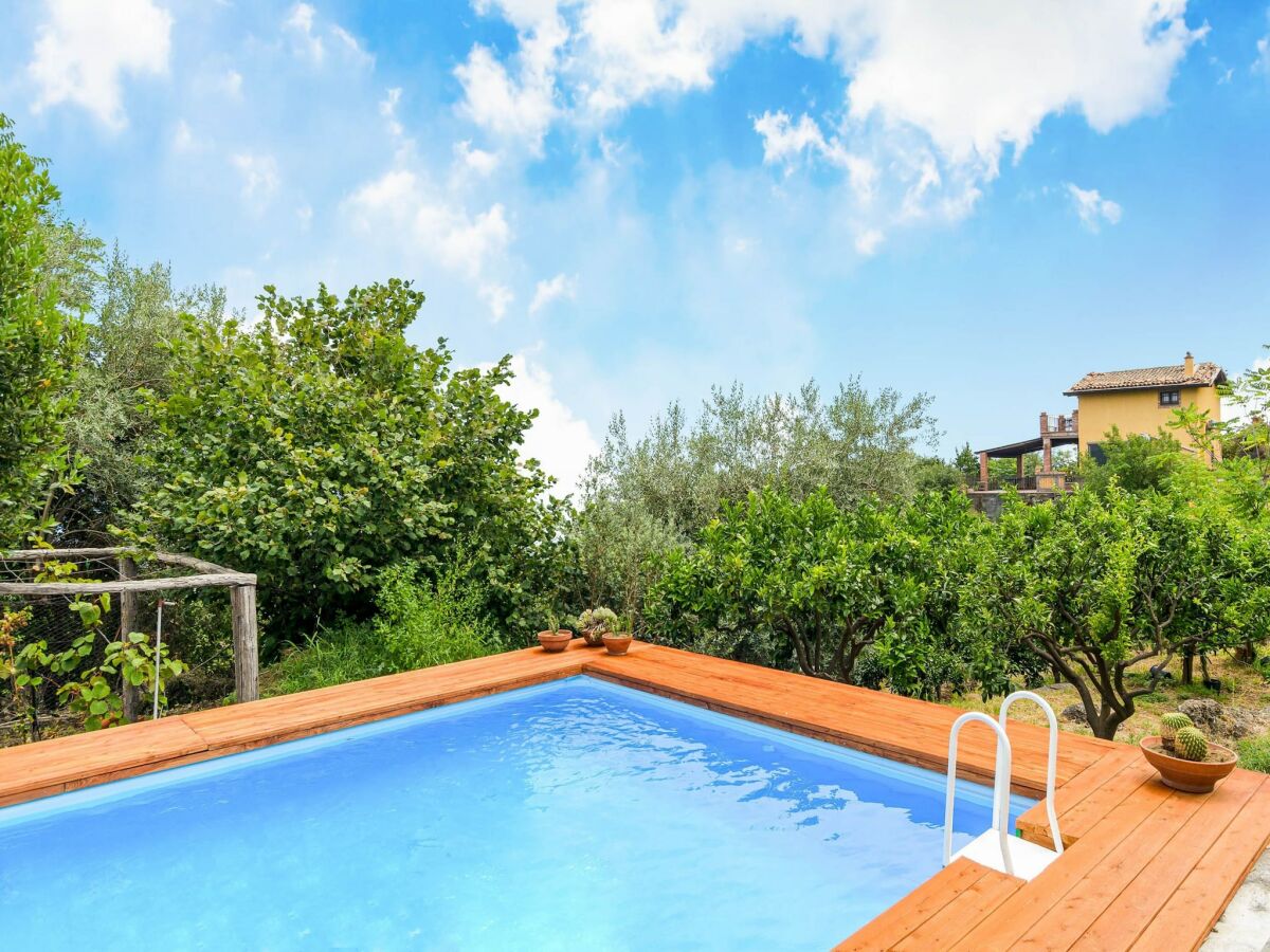 Villa Villa with pool and panoramic surroundings