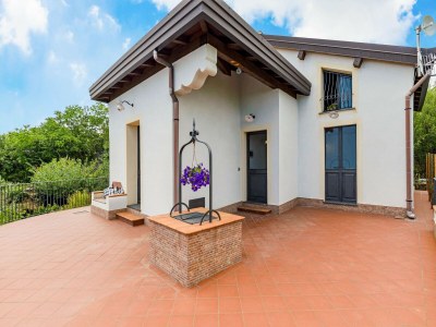 Villa Villa with pool and panoramic surroundings - Outdoor photo 9