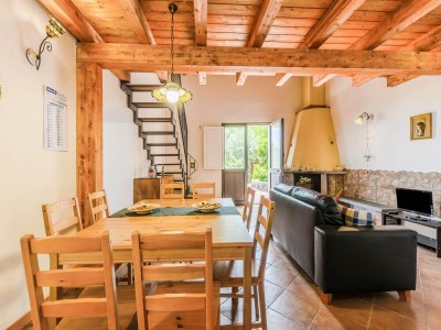 Villa Villa with pool and panoramic surroundings - Features photo 26