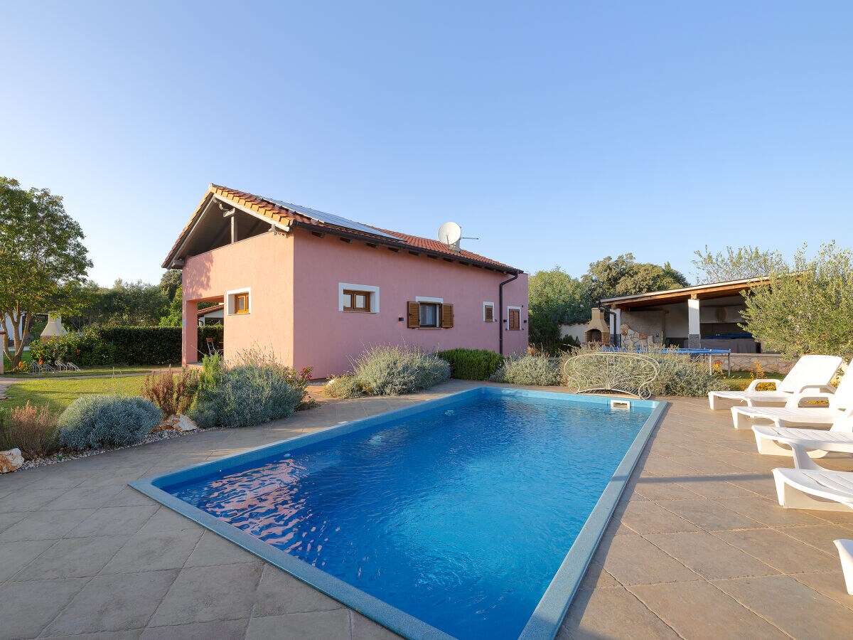 Villa Kaja - Outdoor photo 2
