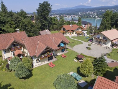 Holiday house "Truppe-Muschett" - Outdoor photo 2