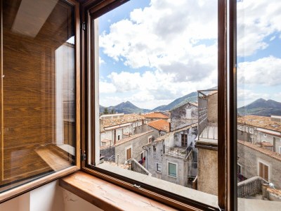 Cottage Geschmackvolles Herrenhaus in Morano Calabro mit Balkon - Cottage
