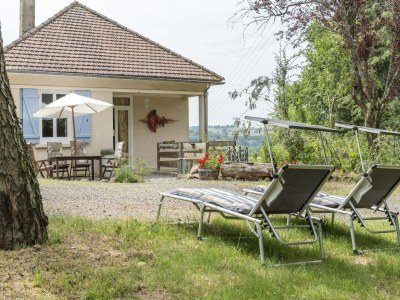 Holiday house Burgundy Poolside Getaway - Outdoor photo 4