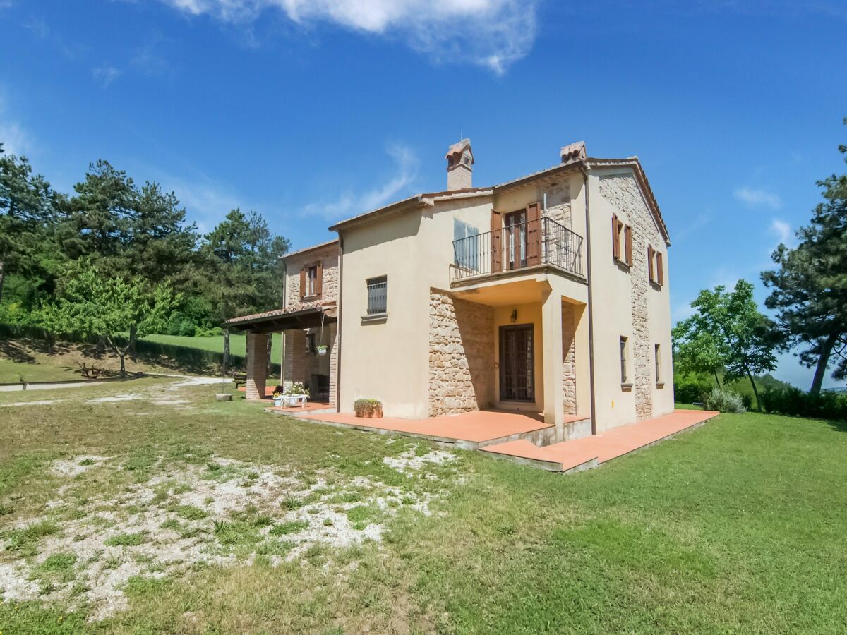 Villa Villa in Tavoleto mit Pool