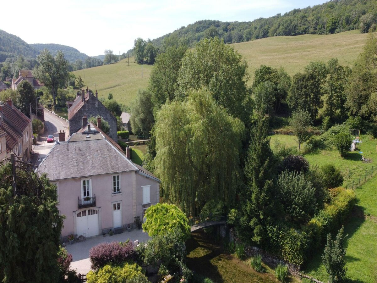 Holiday house Retreat in Bligny-sur-Ouche - Outdoor photo 5