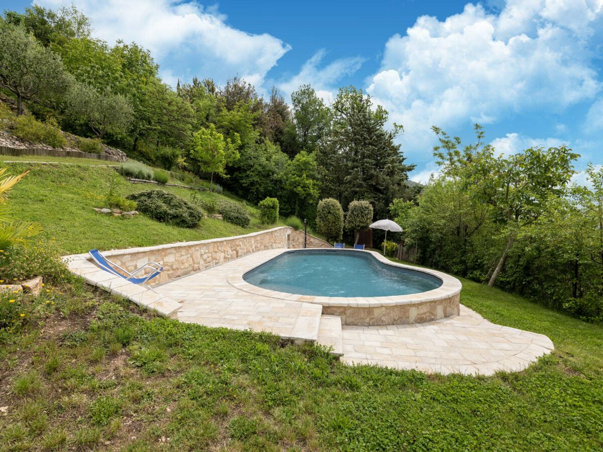 Holiday house Wohnung im Furlo mit Salzwasserpool - Outdoor photo 5