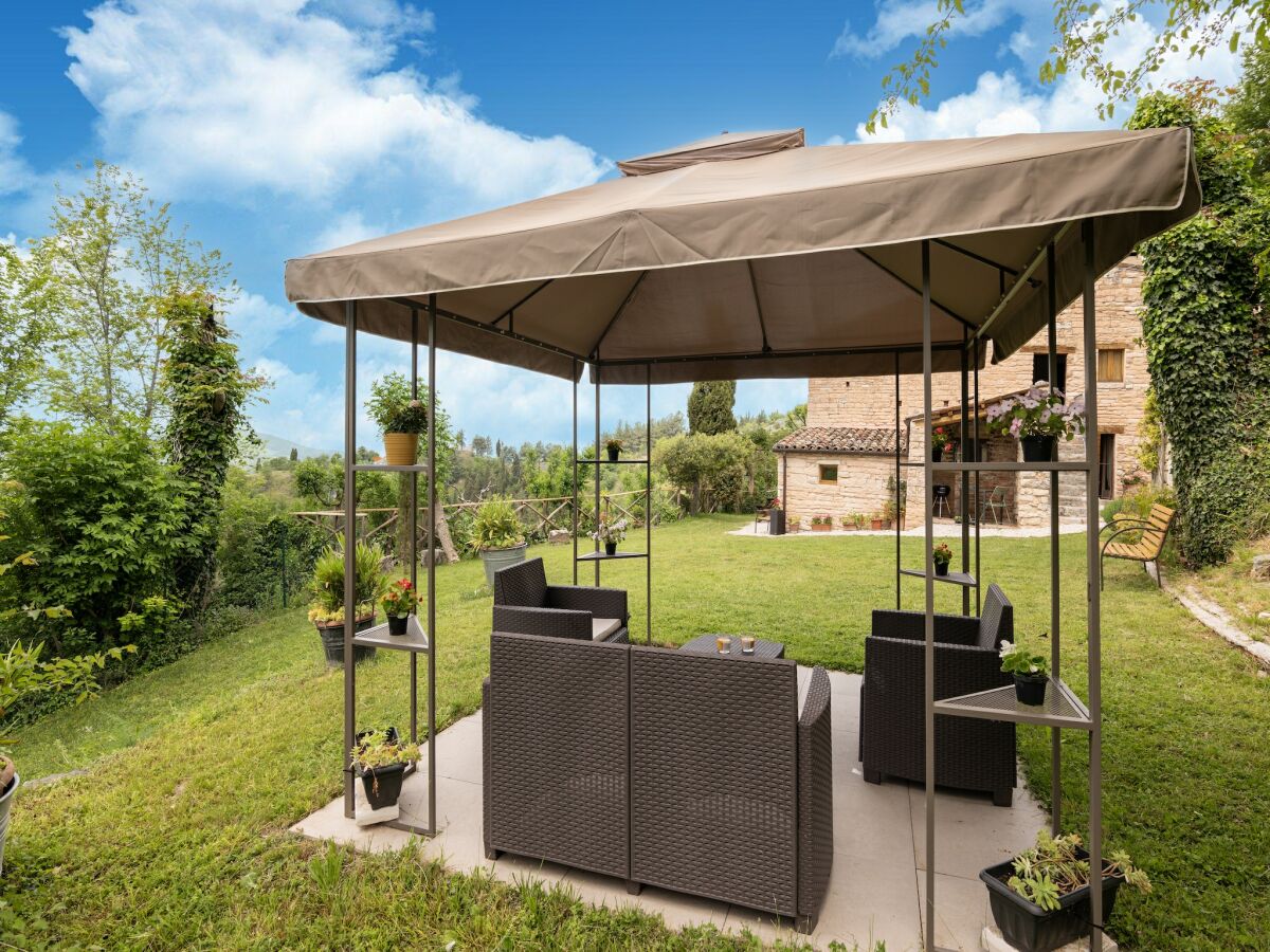 Holiday house Country House with Saltwater Pool - Outdoor photo 3