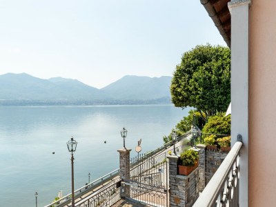 Cottage Apartment in Oggebbio with Sea View Terrace - Outdoor photo 6