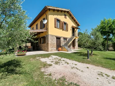 Villa Villa in Piandimeleto mit Pool und Sauna in Montefeltro - Villa