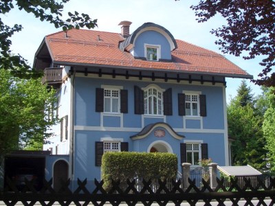 Holiday apartment "Blaues Haus" - Outdoor photo 2