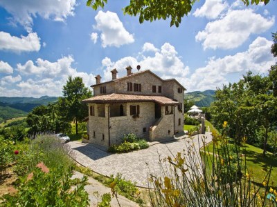 Apartment Belvilla by OYO La Rocca Autunno - Outdoor photo 8