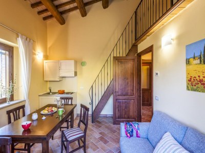 Apartment Holiday Home in Belforte with Pool - Features photo 15