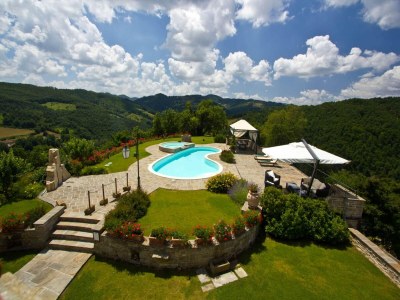Villa Belvilla by OYO La Rocca in Apecchio - Villa