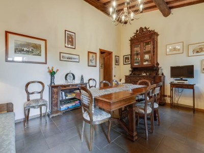 Farmhouse Farmhouse near Nightlife - Features photo 8