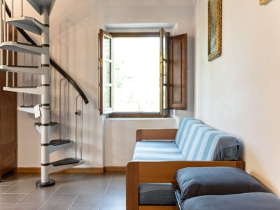 Farmhouse Farmhouse near Nightlife - Features photo 18