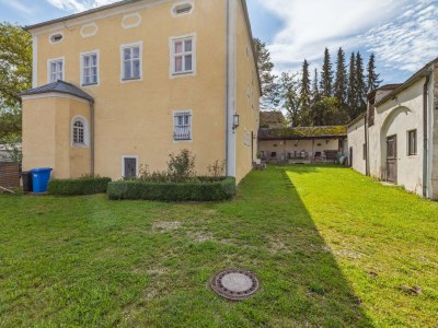 Holiday house Herrenhaus in Riedenburg im malerischen Altmühltal - Outdoor photo 2