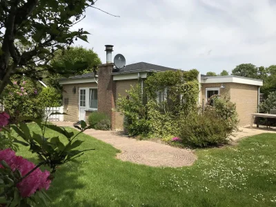 Holiday house Strandmeeuwe Renesse in Renesse - Holiday house