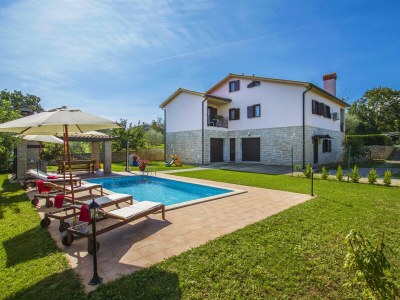 Holiday house Villa Gloria in Nedešćina - Holiday house