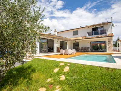 Holiday house Villa Angelica in Pula-Šišan-Ližnjan - Holiday house