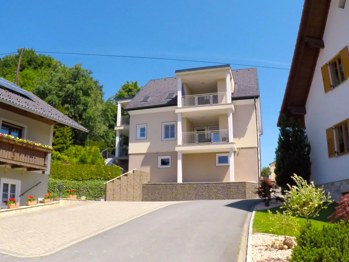 Holiday apartment Adlerhorst - Farm Schwalbenhof
