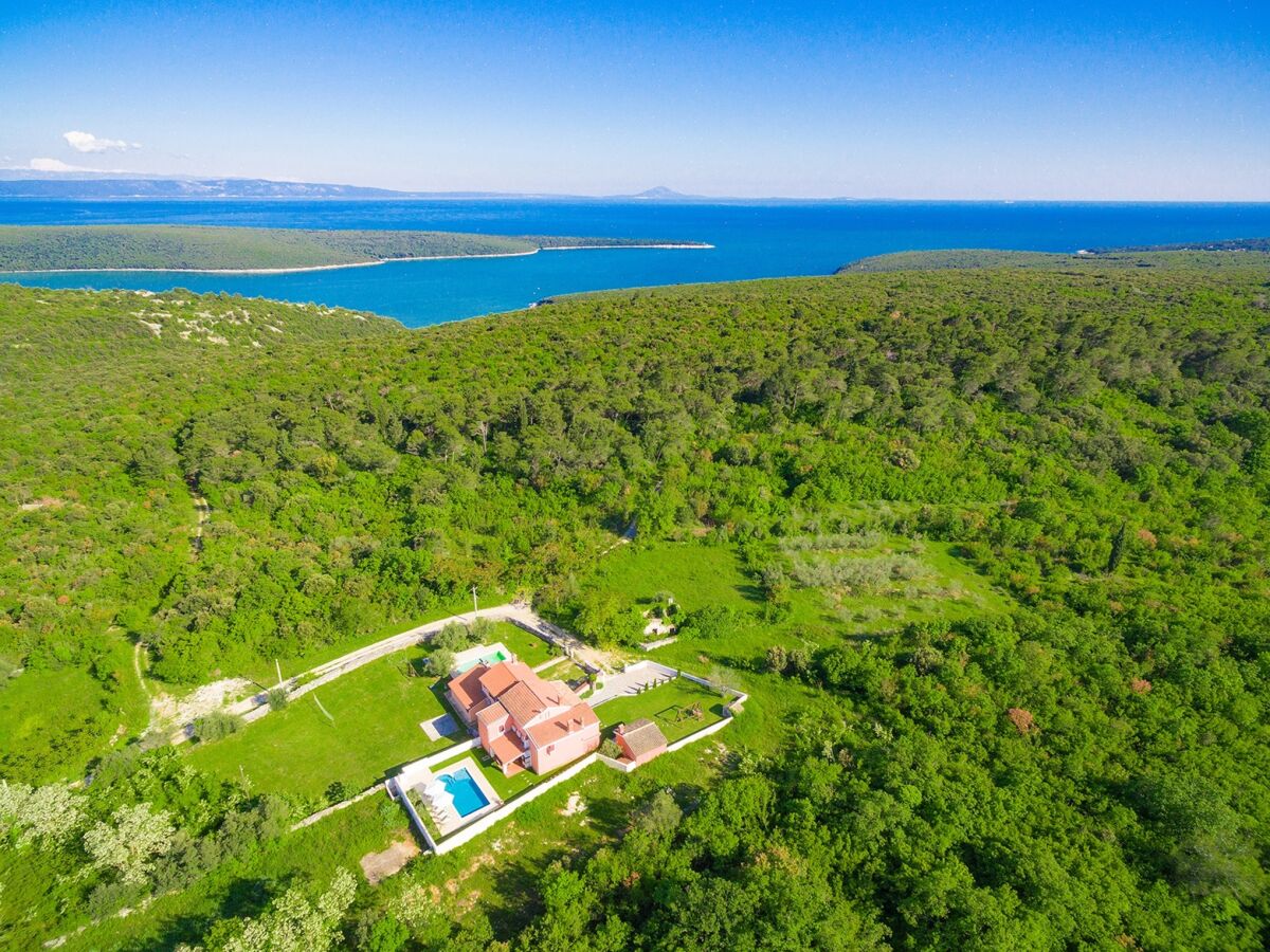 Villa Wonderful Villa Prisedi with Private Pool - Outdoor photo 2