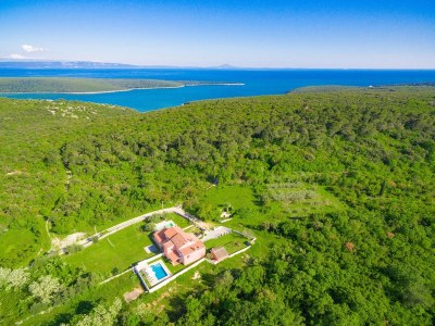 Villa Wonderful Villa Prisedi with Private Pool - Outdoor photo 2
